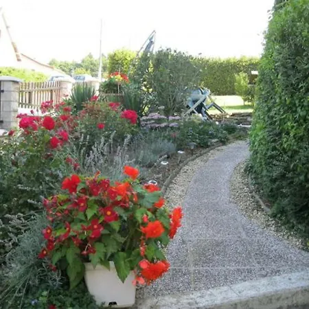 Bed and Breakfast Pavillon Avec Cheminee Et Balcon, Dans Un Village Fleuri Et Calme - Fr-1-585-120 Cousances-les-Forges